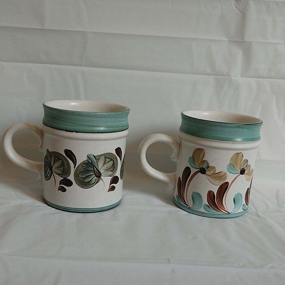 Denby Pottery Mugs Six of the Best Line Set of 2
